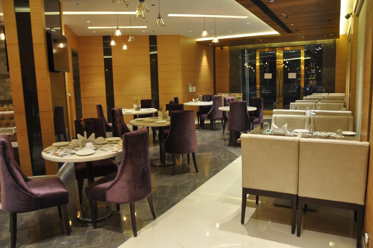 Hotel Maple Grand Agra  Exterior foto