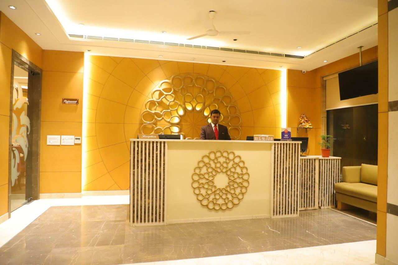 Hotel Maple Grand Agra  Exterior foto